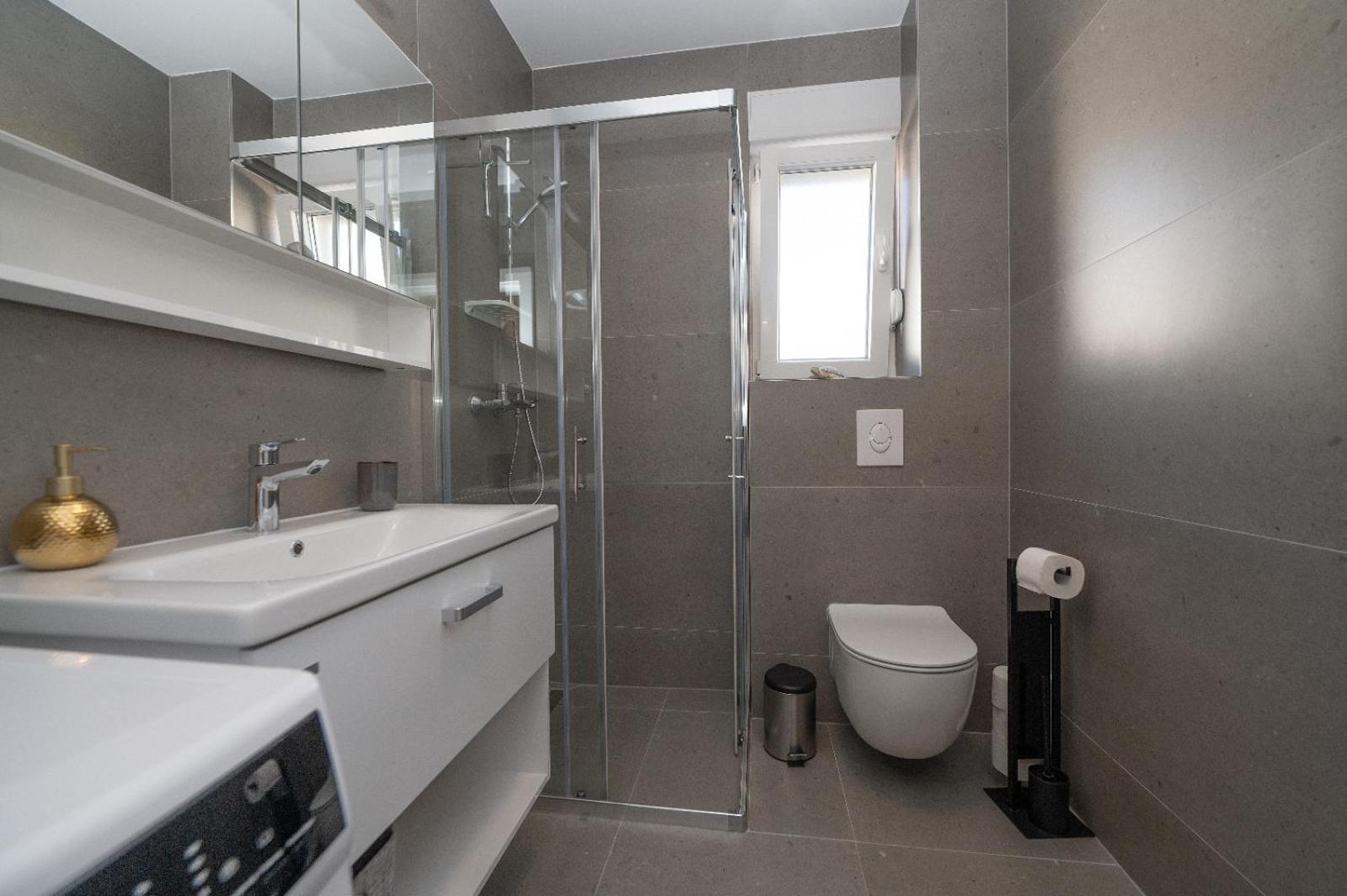 Apartment Filou Makarska Bagian luar foto